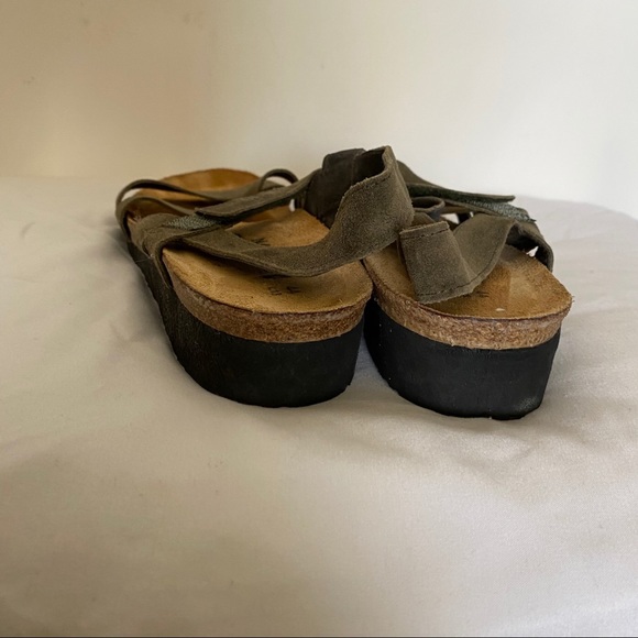 Naot Womens Size 44 Sandals Green Suede Flats - Picture 5 of 7